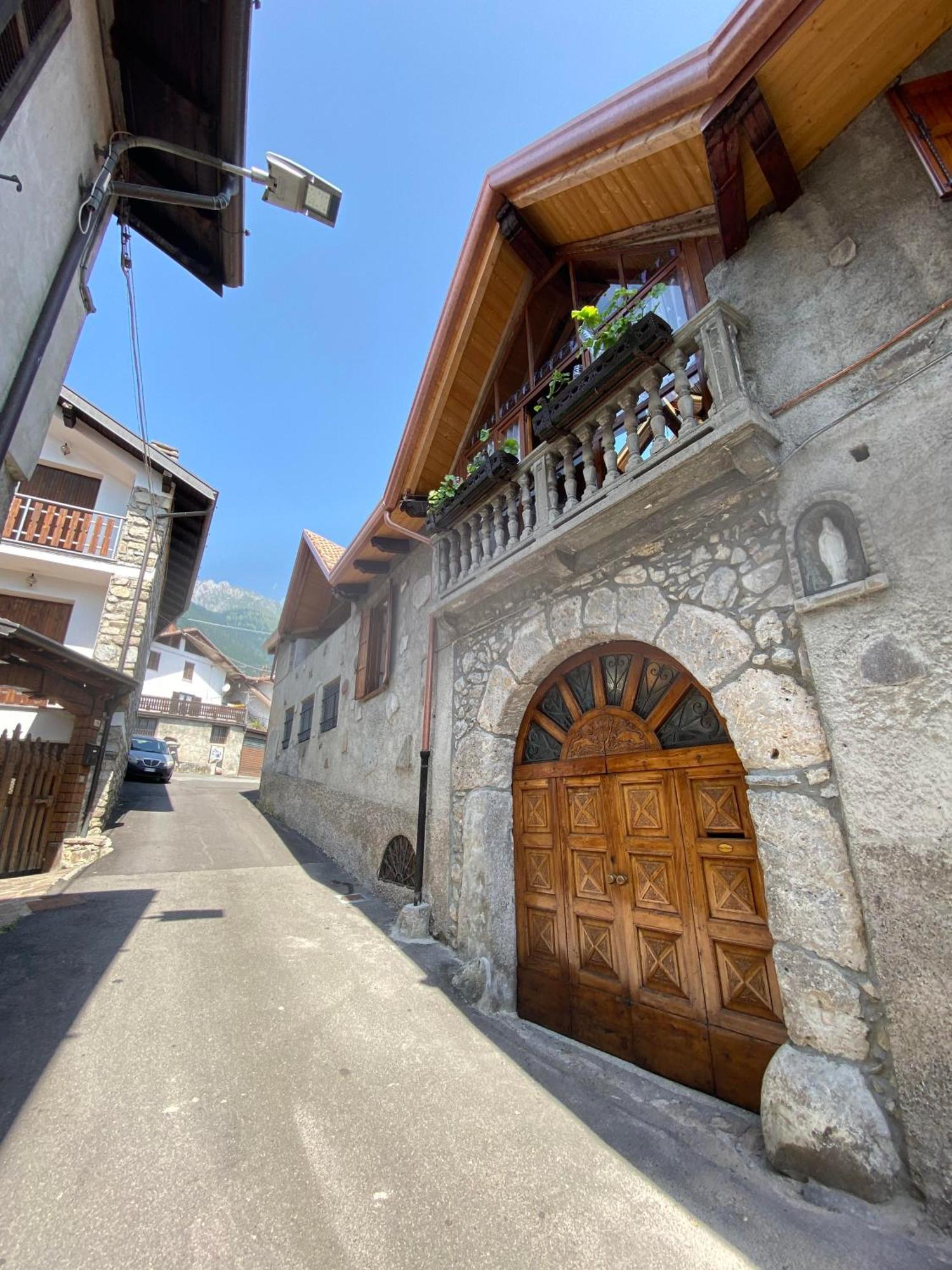 Casa Nel Centro Storico Di Borno Villa Dış mekan fotoğraf